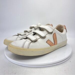 Veja✨Recife Gold Logo Sneakers